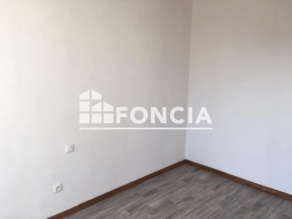 Location Appartement 2 pièces 43.95 m² - 23 RUE PAPIN Nimes 30000