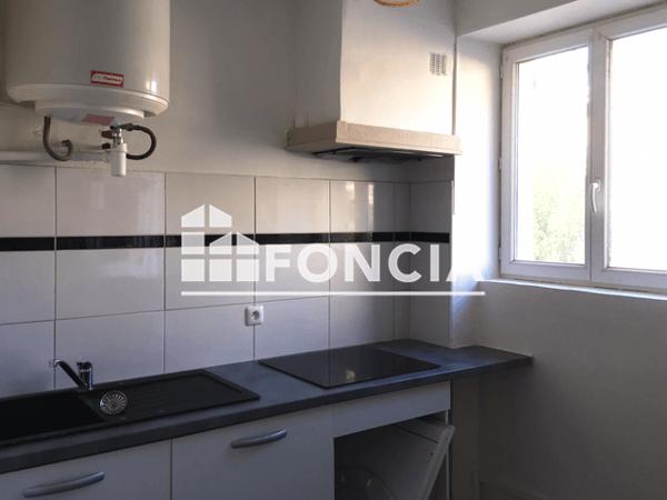 Location Appartement 2 pièces 43.95 m² - 23 RUE PAPIN Nimes 30000