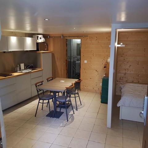 Chalet en pierre de 250 m2 sur 6 niveaux à Peisey Village