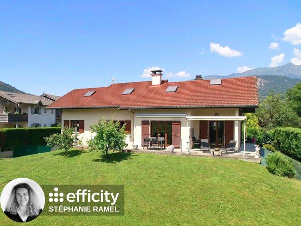 Maison 8 pièces - 150 m² Exclusivité efficity