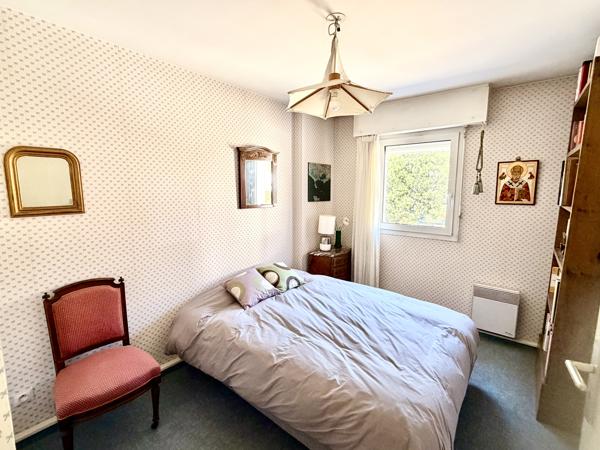 VANNES – CENTRE-VILLE Appartement 4 pièces de 83 m² avec terrasse, double garage et cave