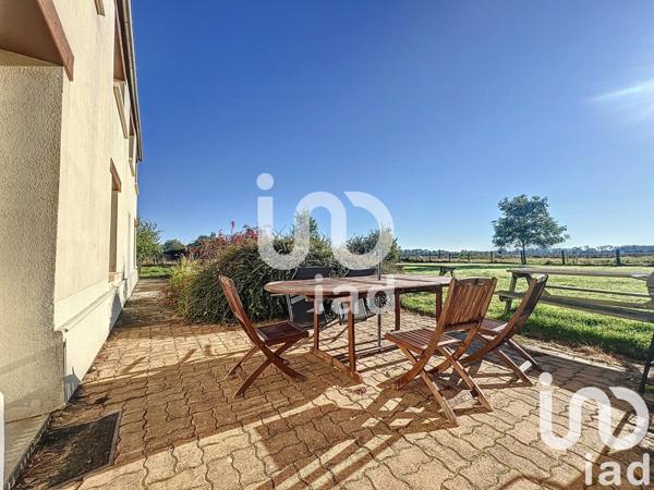 Maison 10 pièces de 258 m² à La Ferté-en-Ouche (61550)