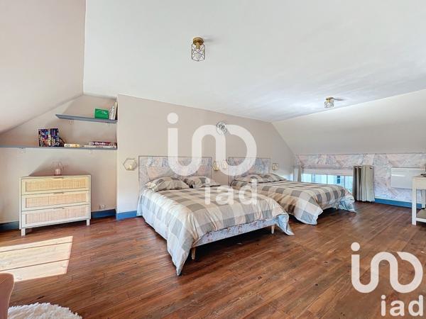 Maison 10 pièces de 258 m² à La Ferté-en-Ouche (61550)