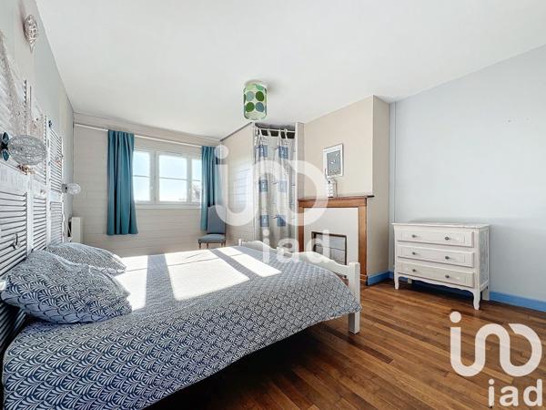 Maison 10 pièces de 258 m² à La Ferté-en-Ouche (61550)