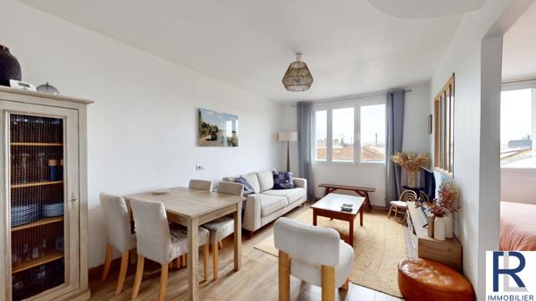 Issy-les-Moulineaux (92130) Bel appartement de trois pièces de 52 m2 avec vues à Issy-les-Moulineaux