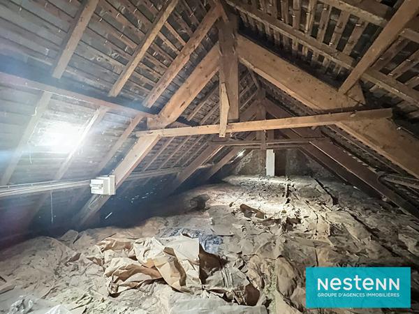 Maison Quintin centre, a rénover, grenier aménageable, sur 420 m² de terrain