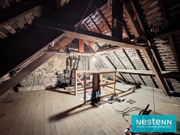 Maison Quintin centre, a rénover, grenier aménageable, sur 420 m² de terrain