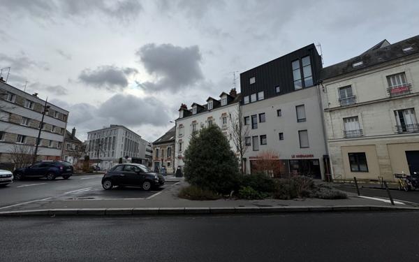 Appartement à louer    4 pièces •  Tours