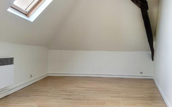 Appartement à louer    4 pièces •  Tours