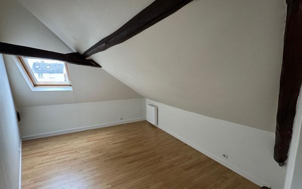 Appartement à louer    4 pièces •  Tours