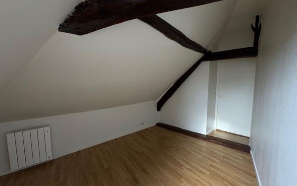 Appartement à louer    4 pièces •  Tours