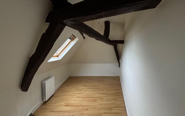 Appartement à louer    4 pièces •  Tours