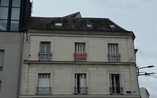 Appartement à louer    4 pièces •  Tours