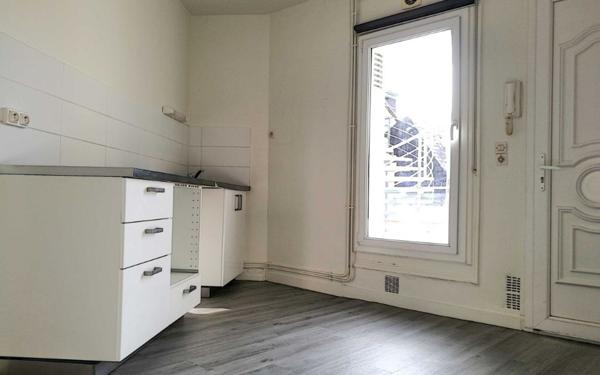 Appartement à louer    4 pièces •  Tours