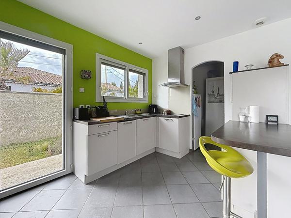 Maison plain pieds lumineuse 3 chambres 93 m2 avec garage