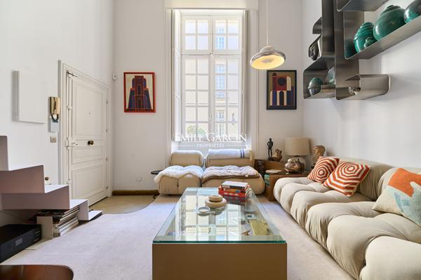 A vendre - Appartement en duplex - Paris 75004 - Hôtel particulier - Archives