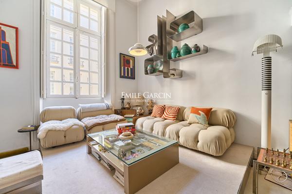 A vendre - Appartement en duplex - Paris 75004 - Hôtel particulier - Archives