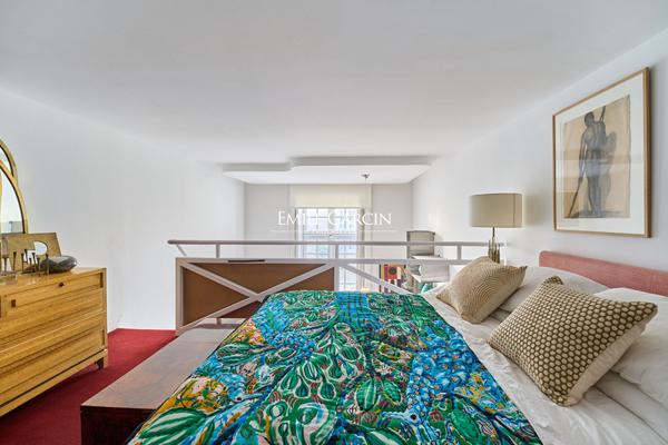 A vendre - Appartement en duplex - Paris 75004 - Hôtel particulier - Archives