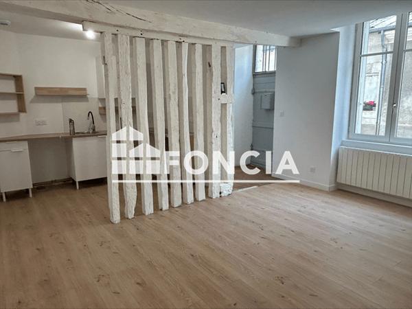 Location Appartement 2 pièces 46.11 m² - 13 RUE CHAPPON Orleans 45000
