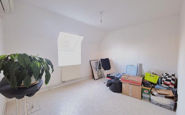 Maison à vendre    7 pièces • 150 m2 Crécy-la-Chapelle