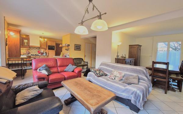 Maison à vendre    7 pièces • 150 m2 Crécy-la-Chapelle