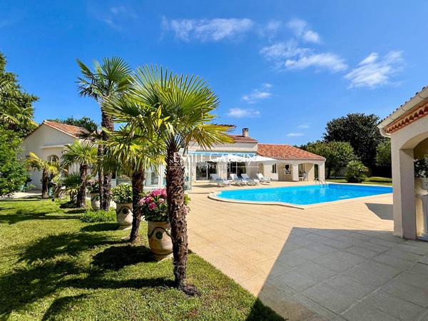 A vendre - Pessac - Maison avec piscine