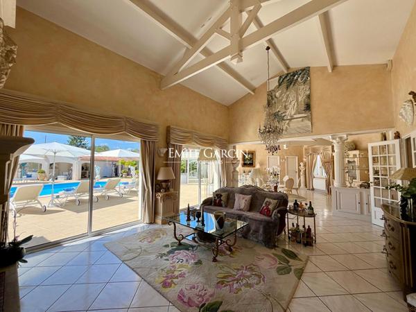 A vendre - Pessac - Maison avec piscine