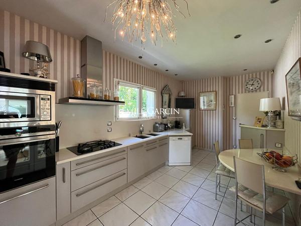 A vendre - Pessac - Maison avec piscine