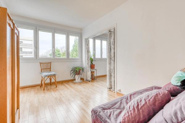 EXCLUSIVITÉ, Christophe Michaudelle Capifrance vous propose secteur Hôpital, appartement 4 pièces 69 m² avec ses 2 balcons et sa cave