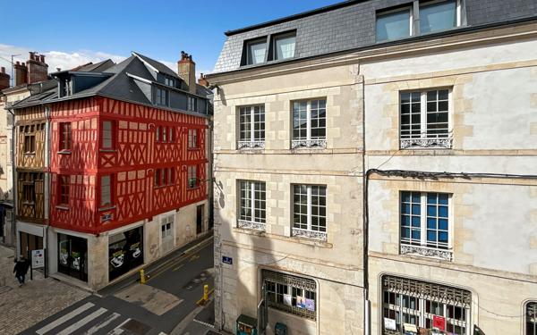 Appartement à vendre    2 pièces • 36,82 m2 Orléans