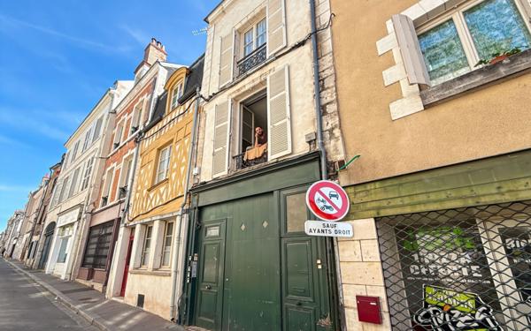 Appartement à vendre    2 pièces • 36,82 m2 Orléans