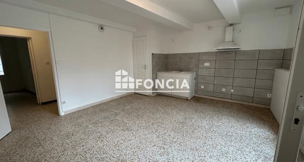 Location Appartement 3 pièces 60.92 m² - Mondragon 84430