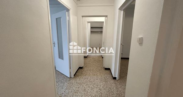 Location Appartement 3 pièces 60.92 m² - Mondragon 84430