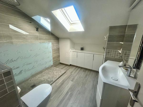 Maison Carrières Sous Poissy 6 pièce(s) 114 m2 374 000 € **  - Référence  9038