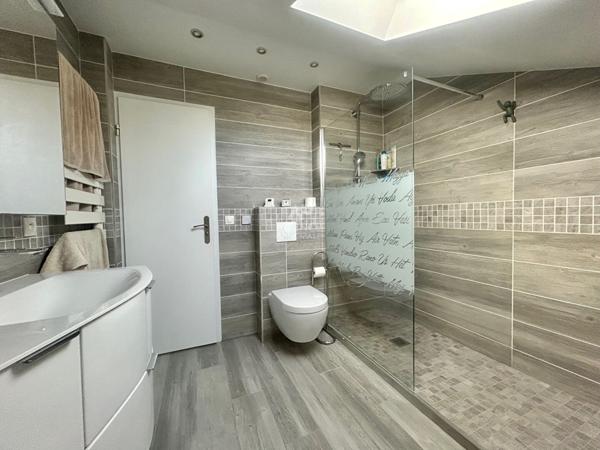 Maison Carrières Sous Poissy 6 pièce(s) 114 m2 374 000 € **  - Référence  9038