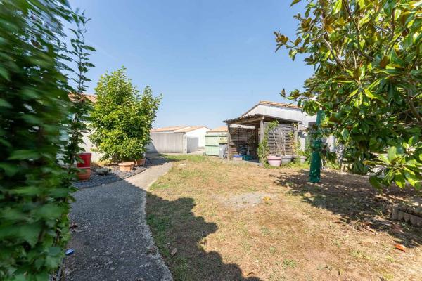 Maison avec 3 chambres, jardin et climatisation en location à l'année au Bois Plage / Le Bois Plage