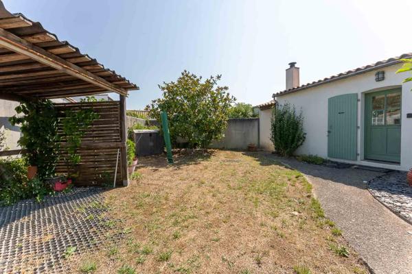 Maison avec 3 chambres, jardin et climatisation en location à l'année au Bois Plage / Le Bois Plage