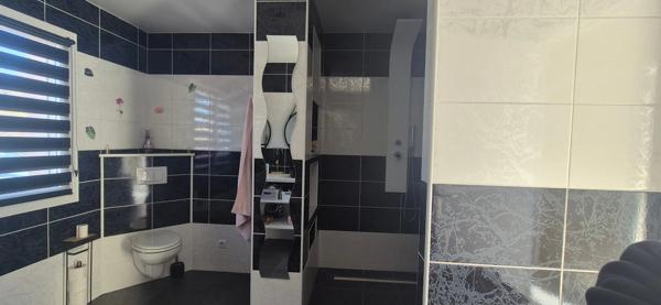 Maison à vendre 5 pièces ARPAJON SUR CERE (15)