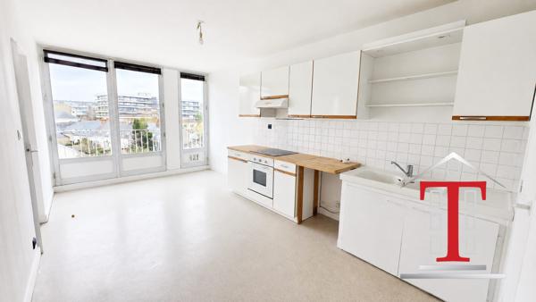 ANGERS PROCHE CENTRE SPACIEUX T2