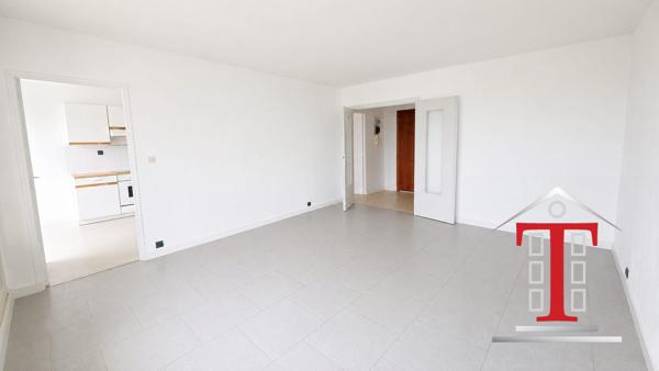 ANGERS PROCHE CENTRE SPACIEUX T2