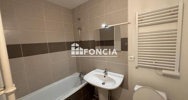 Location Appartement 5 pièces 98.91 m² - Lyon 69009