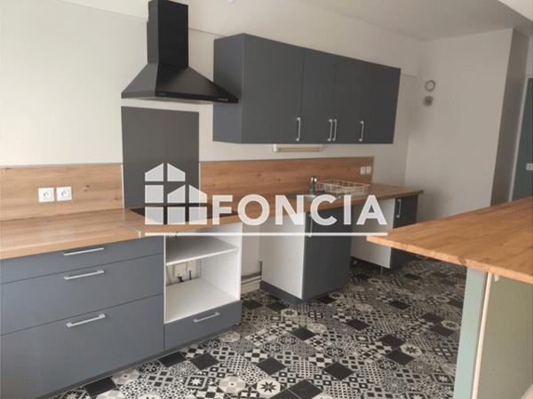 Location Appartement 3 pièces 73.2 m² - 8 Rue Simon Reims 51100