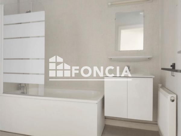 Location Appartement 3 pièces 73.2 m² - 8 Rue Simon Reims 51100