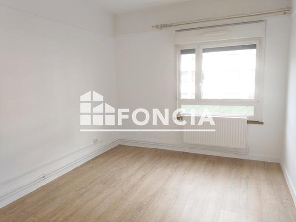 Location Appartement 3 pièces 73.2 m² - 8 Rue Simon Reims 51100