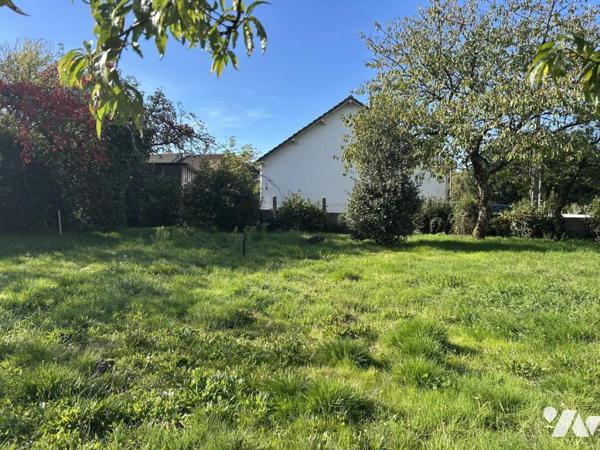 LE PELLERIN : Terrain à bâtir centre bourg