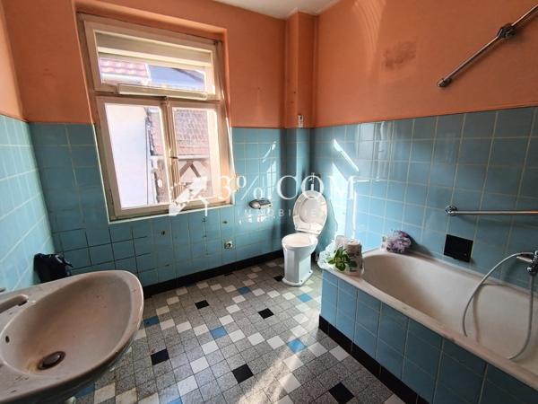 Maison 8 pièce(s) 5 chambre(s) 153 m²