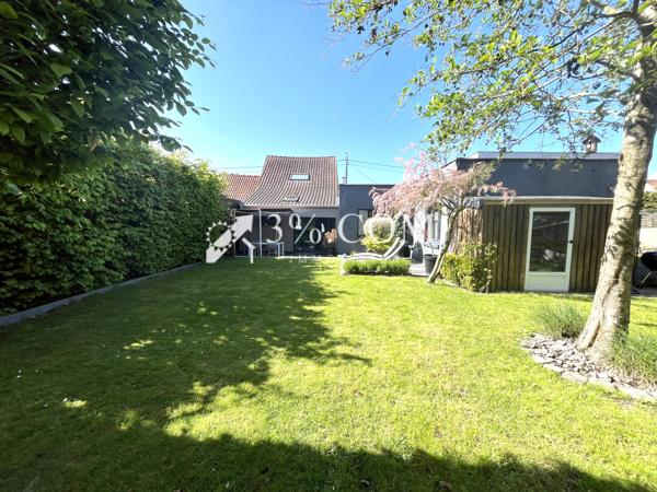 Maison
                                                                                                                                                                                                                                                                                                                        6 pièce(s)                                                                                                                                                                                                          4 chambre(s)                                                                                                                                                                                                          127.65  m²
