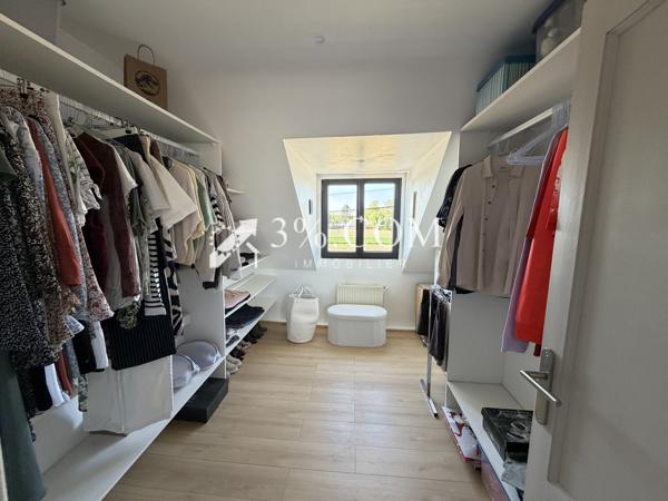 Maison
                                                                                                                                                                                                                                                                                                                        6 pièce(s)                                                                                                                                                                                                          4 chambre(s)                                                                                                                                                                                                          127.65  m²