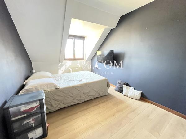 Maison
                                                                                                                                                                                                                                                                                                                        6 pièce(s)                                                                                                                                                                                                          4 chambre(s)                                                                                                                                                                                                          127.65  m²