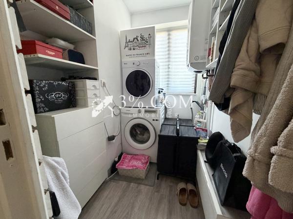 Maison
                                                                                                                                                                                                                                                                                                                        6 pièce(s)                                                                                                                                                                                                          4 chambre(s)                                                                                                                                                                                                          127.65  m²